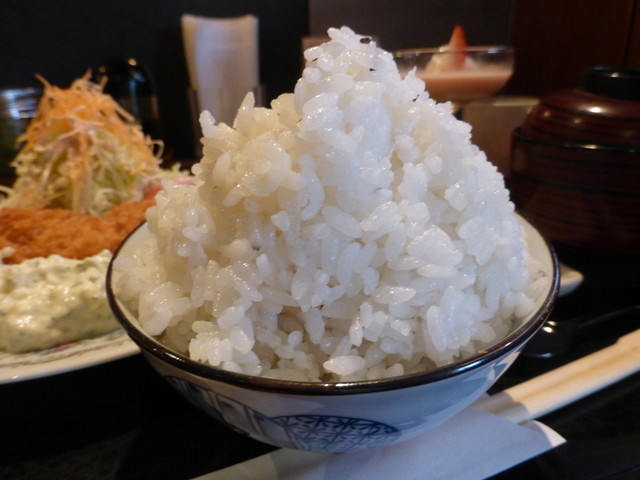 気になったら「🍚」ってコメントしてください♡ 今日は地元民がこっそり通う 絶品グルメを紹介しました！ 🔸とろっとろ濃厚チーズ料理を楽しむ🔸地元民に愛される定食ランチ 🔸福島に来たら一度は食べてほしい 🔸お酒によく合う絶品ばかり！ 🔸家族にもカップルにも