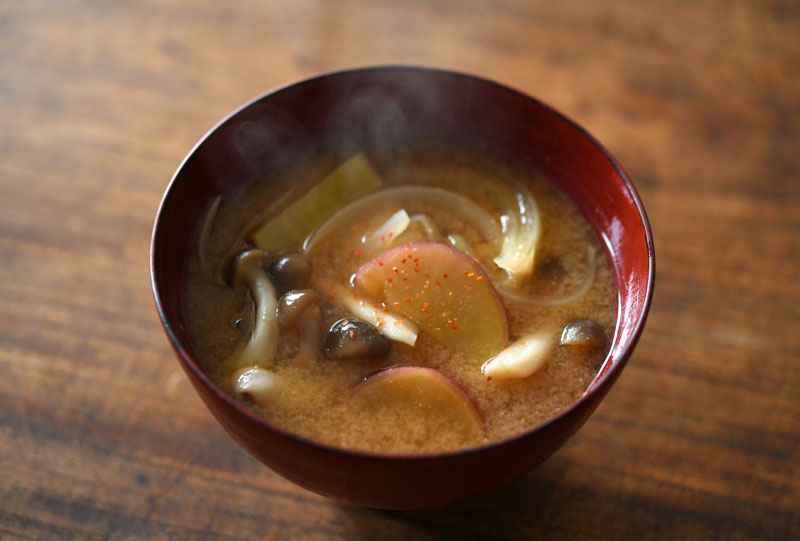 安納芋と人参のほんのり甘～いお味噌汁♪旬を味わう お手軽レシピ JAグループ