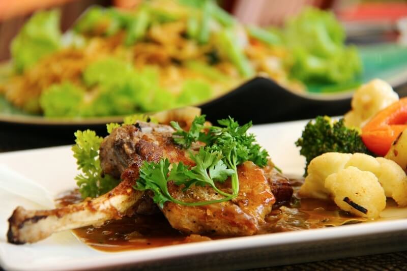 イースターの食卓 ＊ ドイツ風ミートローフ「にせうさぎ」