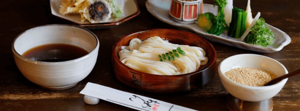 賞味期限切れ×3「お目玉」でいただく冷凍うどんでぽちっとな、ポチっとな！ - うめじろうのええじゃないか