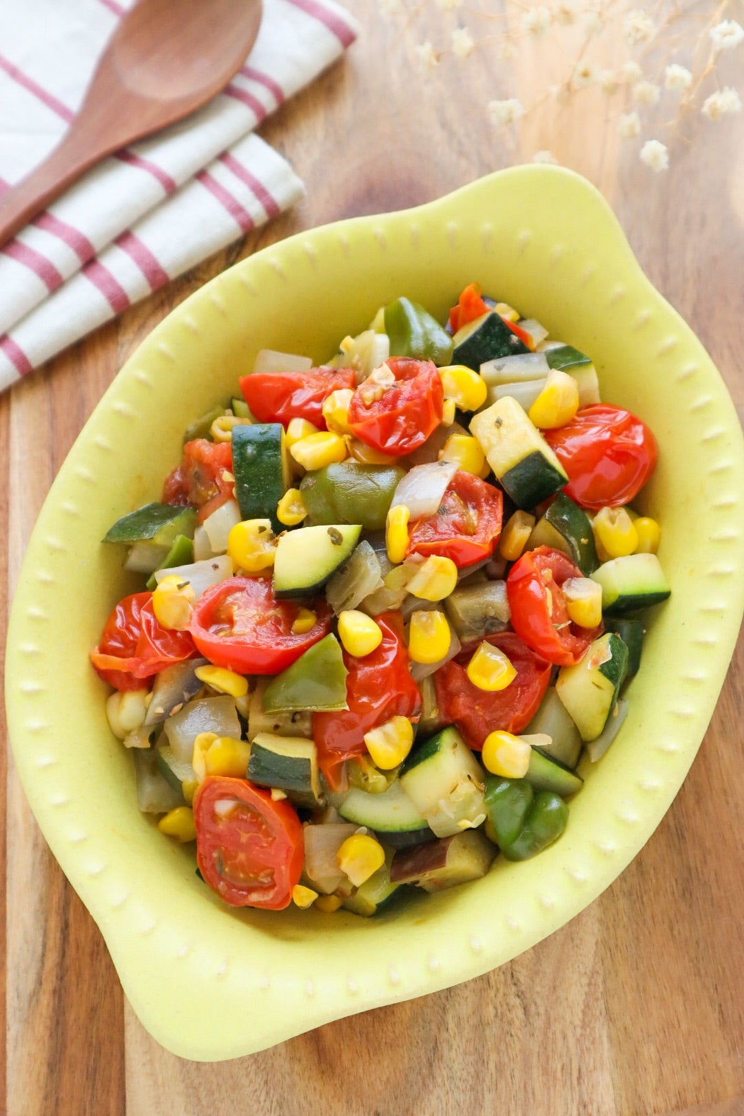 トマト缶を使ったレシピ 28選 うまみやコクが増す人気メニューが勢揃いキナリノ