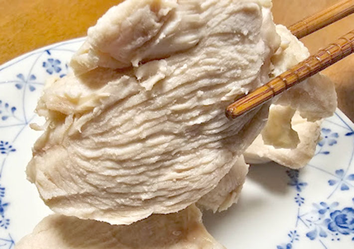 誰でも成功するむね肉レシピ🔻, 作り方は簡単🙋‍♀️, ☑︎砂糖と塩をまぶして10分おく下準備, ☑︎沸騰したお湯で茹でる,フライパンで焼くと、家庭によって違うけど, これなら失敗なし！, タレも絶品でご飯がすすむよ☺️, これならできそうって思ったら🍳押してね！,✍️レシピ, ◆鶏むねユッケ,材料 , ・鶏むね肉1枚,下準備 , ・塩小さじ1 4, ・砂糖 小さじ1 2,