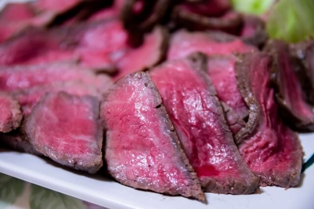 楽天市場 切れてるローストビーフ 120g * 2袋 特製ソース付 冷凍 小分け 薄切り スライス お手軽 お取り寄せ : 利休の郷 ローストビーフ 専門店