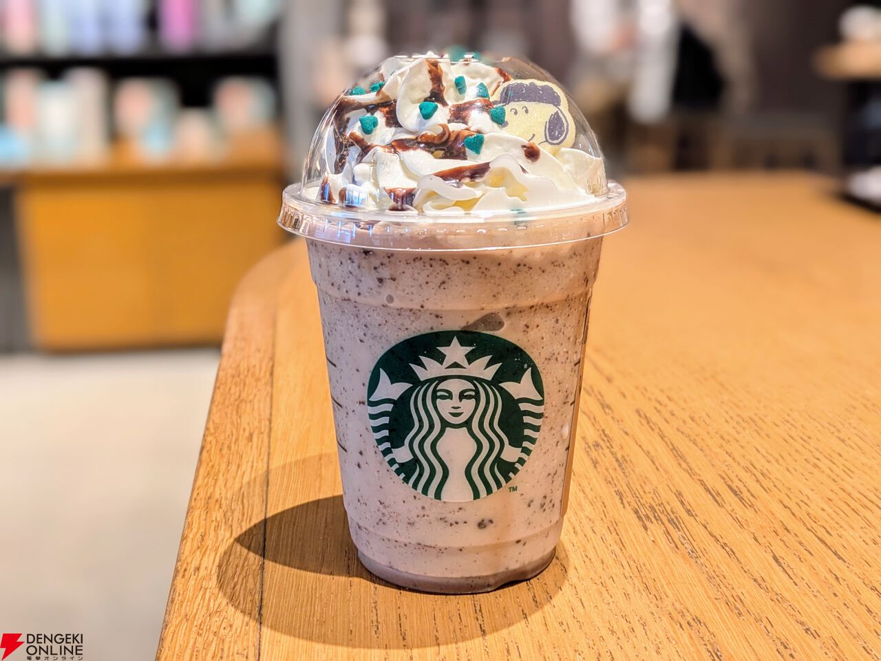 スタバ×PEANUTS スヌーピーフラペチーノのカロリーとおすすめカスタム！Tokyo Cafe