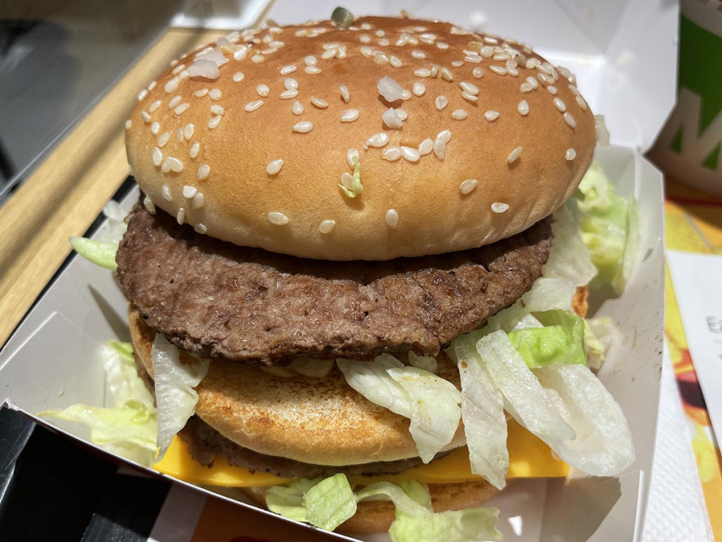 人気バーガーNo.1対決の最終決戦！マクドナルド「白星ダブルビーフダブルチーズバーガー 白星ダブルてりやきマックバーガー」