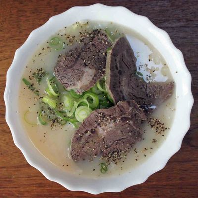 牛テールスープでコリコムタンクッパ : キムチ屋修行の道