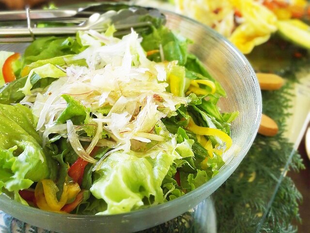 野菜不足の毎日に。 エンバランスで叶えるサラダ習慣 PR- E・レシピ 1 5ページ