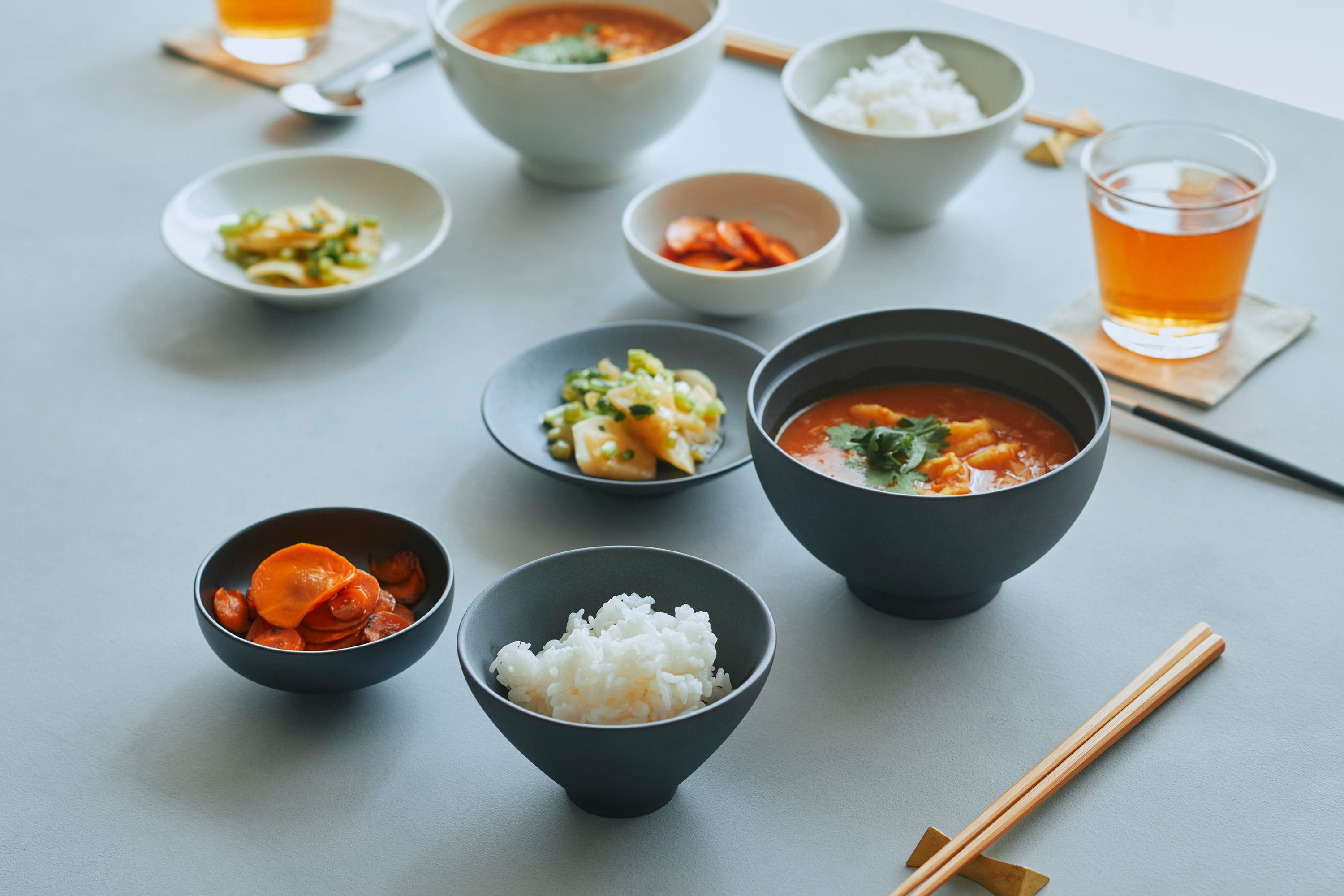 長谷川あかりのいつものごはん 「根菜の酒蒸しサラダ」 味付けが日の出 料理酒とバターだけとは思えない。こんなに簡単なのに、美味しい。特に旨みが染み込みやすい長芋はマストで入れてお楽しみください。 recipe by 長谷川あかりさん@akari_hasegawa0105“今日の