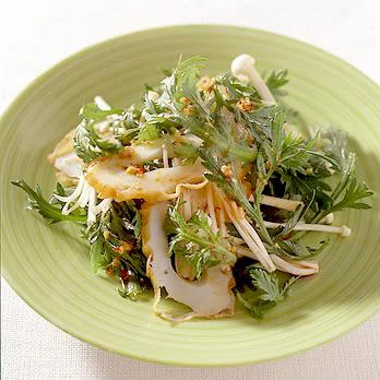 鍋だけじゃない！旬の食材『春菊』を使った個性派レシピ3選 季節・暮らしの話題 2022年02月27日- 日本気象協会 tenki.jp