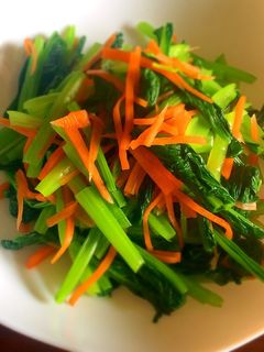 白だしで簡単♡小松菜とえのきと薄揚げの煮浸し