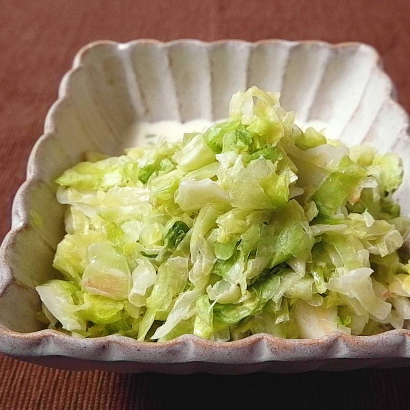 キャベツとレタスのマヨネーズ和え