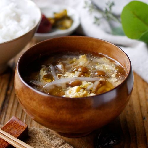 トマトと玉子の白だしスープ