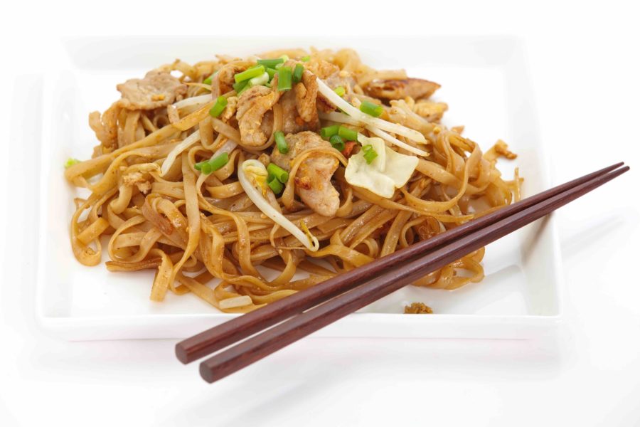 パッタイとはどんな料理?ルーツや味の根幹となる調味料についてなど多方面から解説!エスニックマガジン