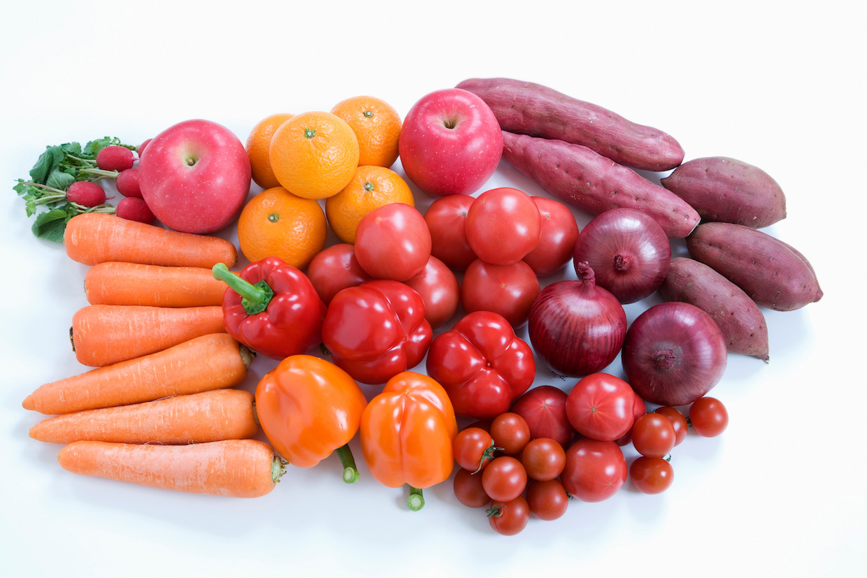 赤い野菜」の483万点のロイヤリティフリー画像、写真素材、絵Shutterstock