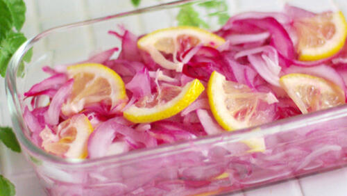 紫玉ねぎ 20013013949 の写真・イラスト素材アマナイメージズ