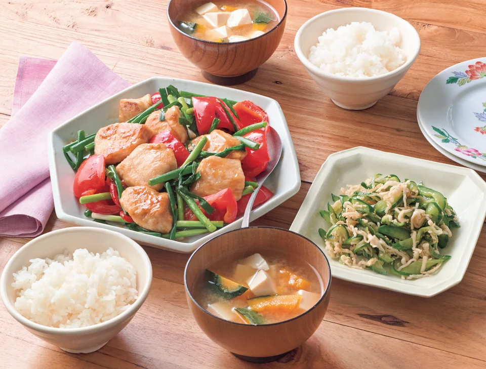 冷めてもやわらかい♡鶏胸肉の黒酢炒め