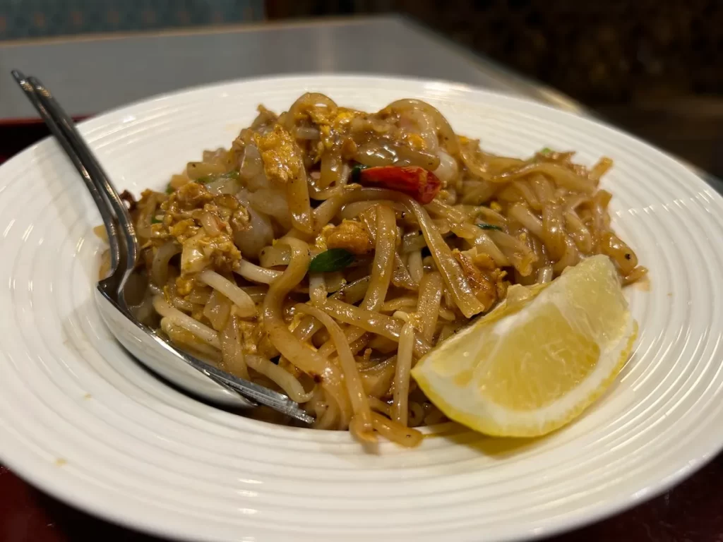 話題のパッタイ専門店 Baan Phadthaiバーンパッタイ @ジャルンクルン通りTHAI♡美人