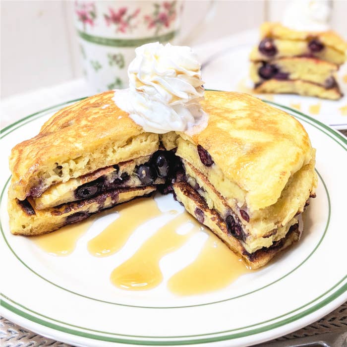 卵・オイル不使用♡ホットケーキミックスで簡単30分♪ふわふわアップルヨーグルトパン♡*ももら*の古都きっちん