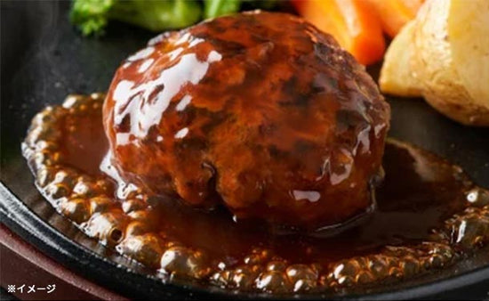 牛ヒレ肉のステーキ きのこクリームソース