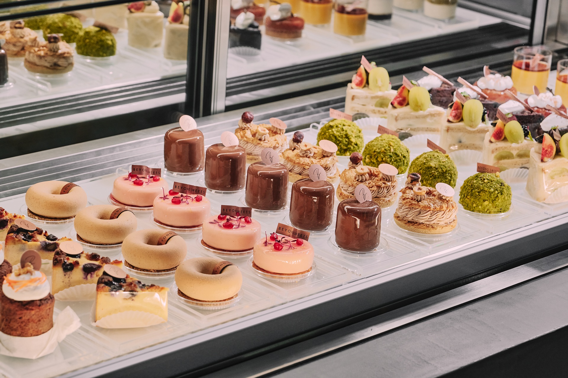 インスタ映え」や「スイーツ男子」などをテーマにしたケーキが登場！ 山手調理製菓専門学校の学生考案のスイーツを販売株式会社小田急百貨店のプレスリリース