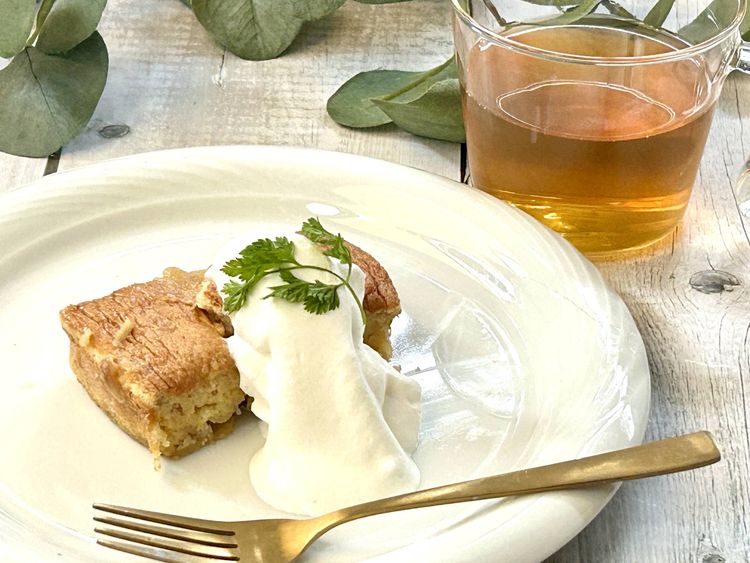 Afternoon Teaにクリスマス期間限定「林檎とベリーのアップルパイプディング」アップルパイプディングにクリスマスリース型のパイをオンしたスペシャルスイーツEmo!miuエモミュ