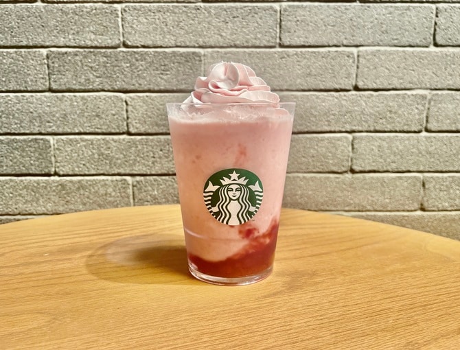 コーヒー牛乳＆フルーツ牛乳をスターバックス風にアレンジした「ふわふわ ムース コーヒー GYU-NEW」＆「フルーツGYU-NEW フラペチーノ」を飲んでみた- GIGAZINE