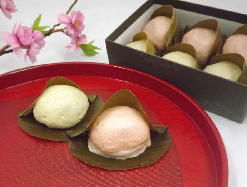 紅白饅頭先日、内祝の 紅白饅頭 をご注文いただきました👏🏻✨お祝い事にお使いいただけ、とても嬉しく、心を込めてお作りいたしました😊❣️ ・京都下鴨和菓子丹波大納言小豆宝泉堂茶寮宝泉宝泉さるや下鴨神社賀茂御祖神社japankyoto