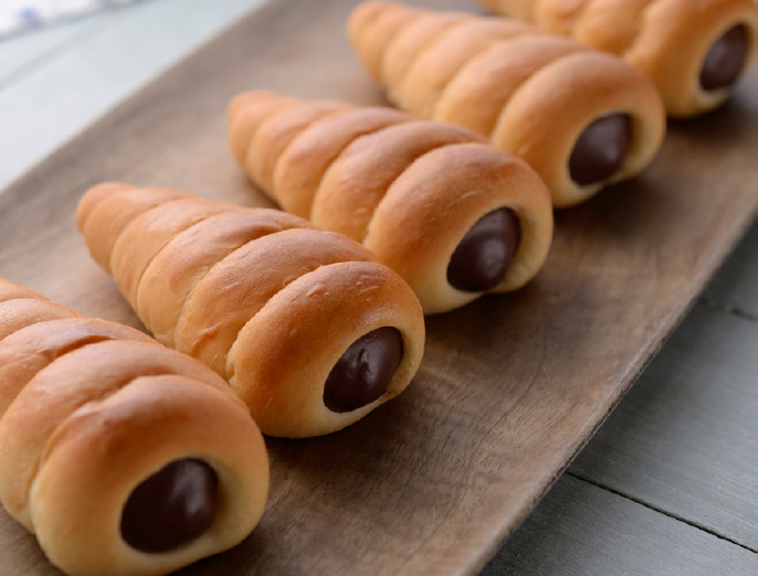 定番のチョココロネのレシピ 上手に成形するポイント チョコカスタードクリームの作り方 Chocolate cornet recipe手作りパンゆっこぱん