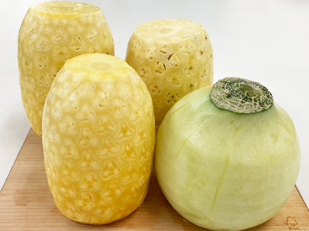 パイナップルの皮のキメのクローズアップオレンジ色の熟したパイナップルの皮 - いっぱいになるのストックフォトや画像を多数ご用意 - いっぱいになる,みずみずしい, オレンジ色 - iStock