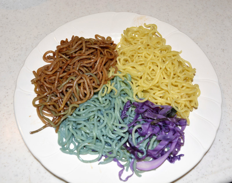 キャベツに黒い点々があっても食べられる！腐っている状態の見分け方も紹介 – 野口ファーム