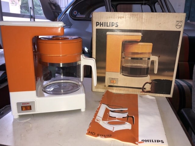 AmazonNostalgia レトロ 12カップ プログラム可能 コーヒーメーカー LEDディスプレイ 自動シャットオフ&保温一時停止&サーブ機能 レッドNostalgiaコーヒーメーカー 通販