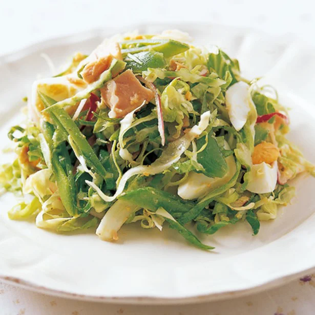 サニーレタスと紫キャベツのサラダ