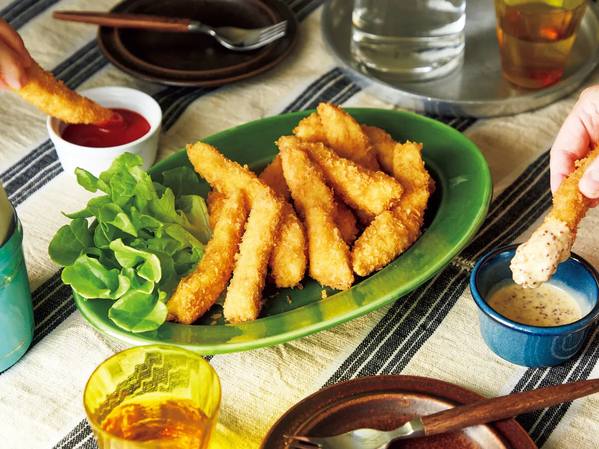 鶏むね肉が驚くほどおいしくなる！鶏むね肉のハーブパン粉焼き✨, ◾️どんなことでもコメントしてもらえると嬉しいです☺️,材料 ,鶏むね肉1枚, 塩少々, コショー少々, サラダ油大さじ4, バター15g, モッツァレラチーズ適量,ハーブパン粉 , パン粉 細目50g, パセリ大さじ2, 粉チーズ大さじ2,バッター液 ,