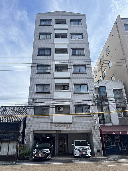 ハローストレージ福井西開発｜福井市の屋外型トランクルーム｜ハローストレージ