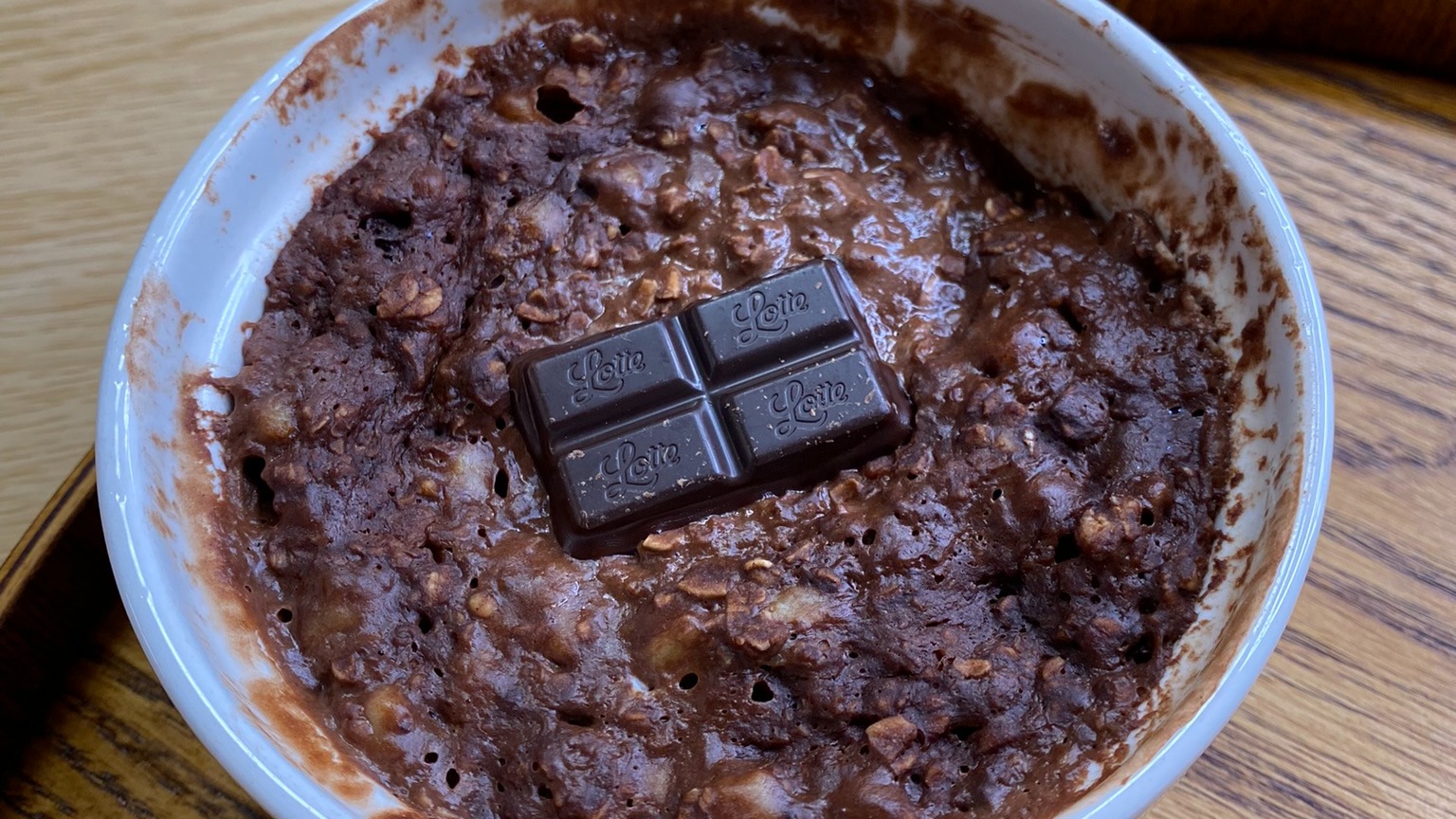 レンジで3分！ふわふわ♪オートミールココア蒸しパン