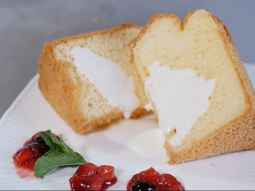 それではここでシフォンケーキの断面と焼成温度を見てみましょう。 : るぅのおいしいうちごはん Powered by ライブドアブログ