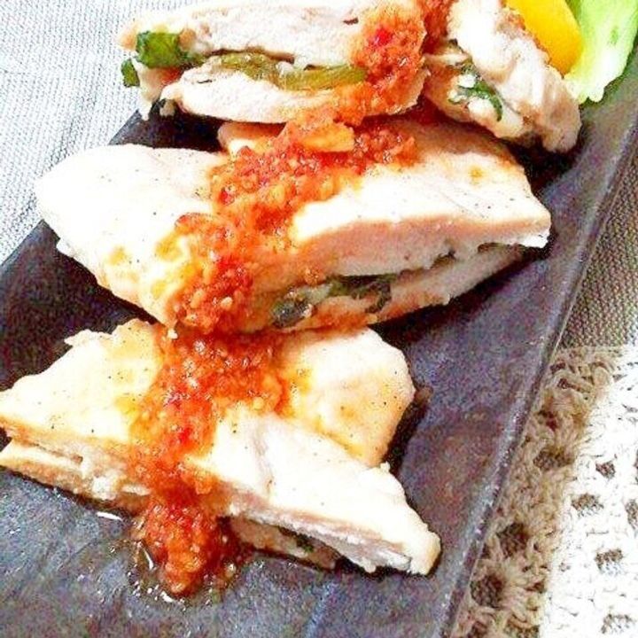 楽天市場 しそ梅干し 猿梅 しそ漬け 320g お得用 塩分11％ 和歌山県産 紀州南高梅 すっぱい梅ぼし 焼酎割り 酎ハイ お弁当 おにぎり お料理: 猿梅紀州の梅干