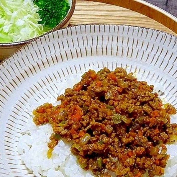 レンジ加熱10分で 作り置きキーマカレーラクつく管理栄養士考案の作り置きレシピサイト