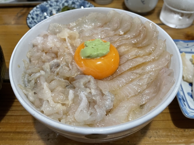 ヒラメの漬け丼BIPROGY Tokyo Fishing Club