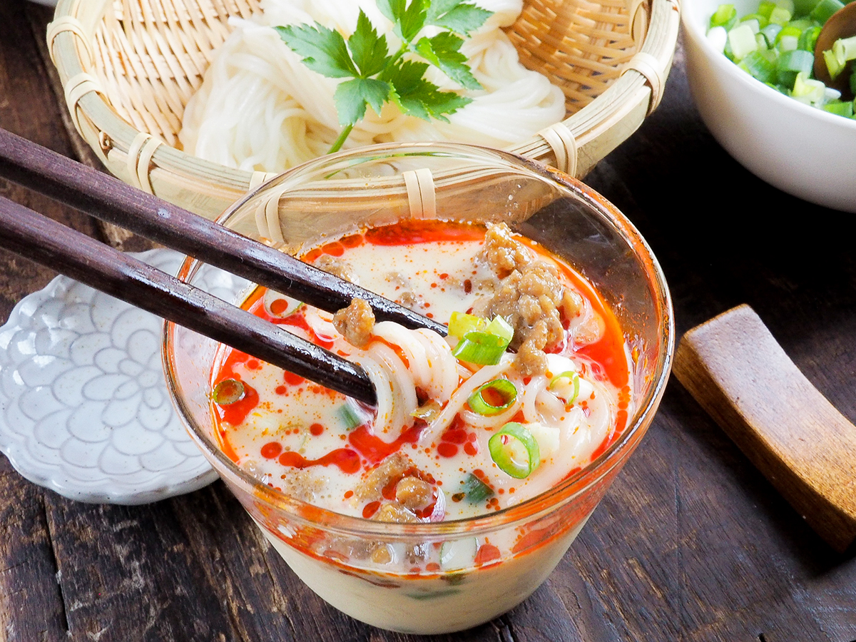 ぶっかけ冷やしきつねそうめん うどんでもOK めんつゆなし子どもごはん管理栄養士namiのレシピブログ