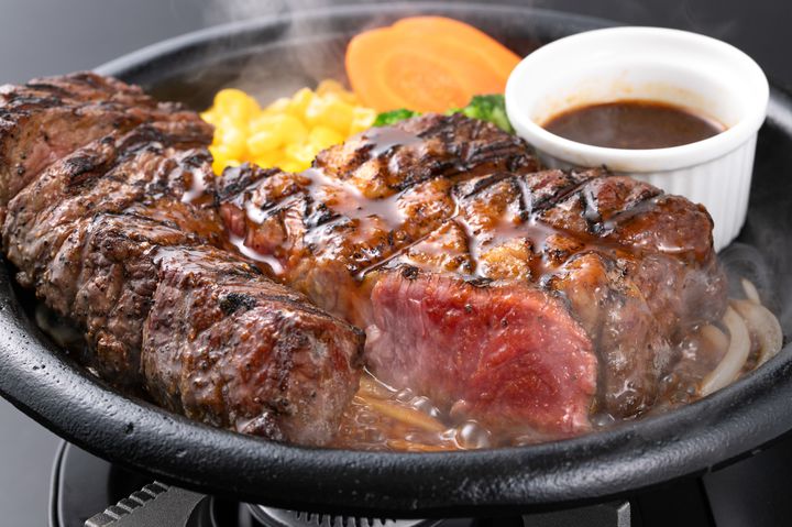 ブランド黒毛和牛の美味しいステーキの作り方~牛肉の選び方から・調理法までシェフがコツを伝授します~ - ブランド和牛通販ショップの和桜通商