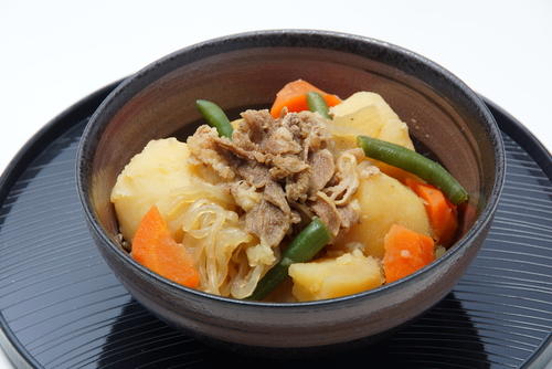 肉じゃがが冷凍したじゃがいもでもおいしく作れるのか検証してみた - YouTube