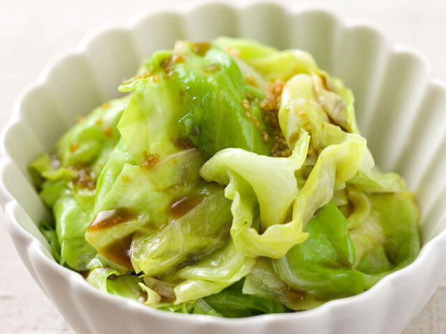 キャベツの茹で方茹でキャベツをシャキシャキ食感を残して食べやすく！N.D.Kitchen Basic