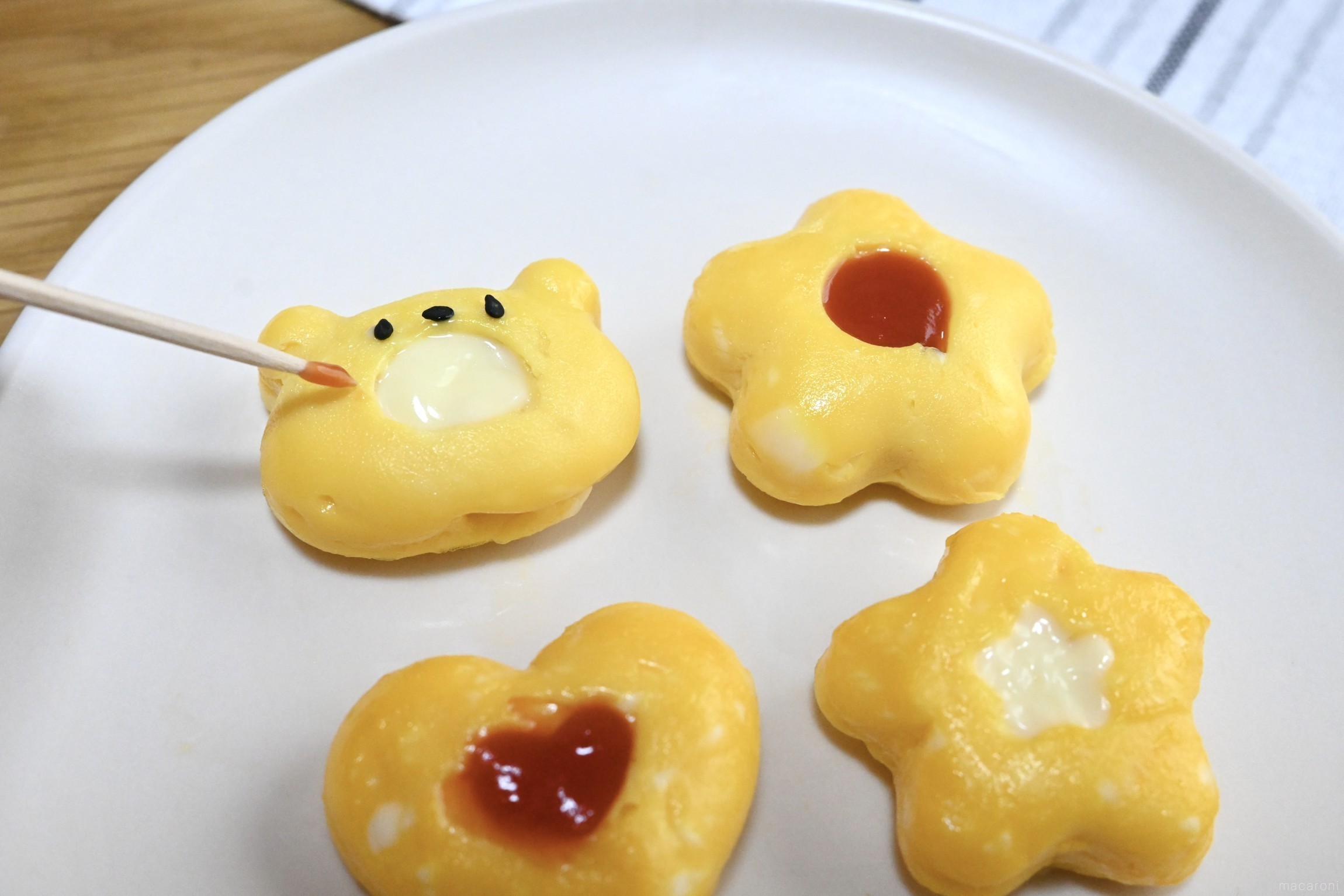ダイソー シリコンケーキ型でドーナツみたいな「卵焼き」作ってみた！味のバリエもつけてレンチン3分♪2022年10月15日- エキサイトニュース