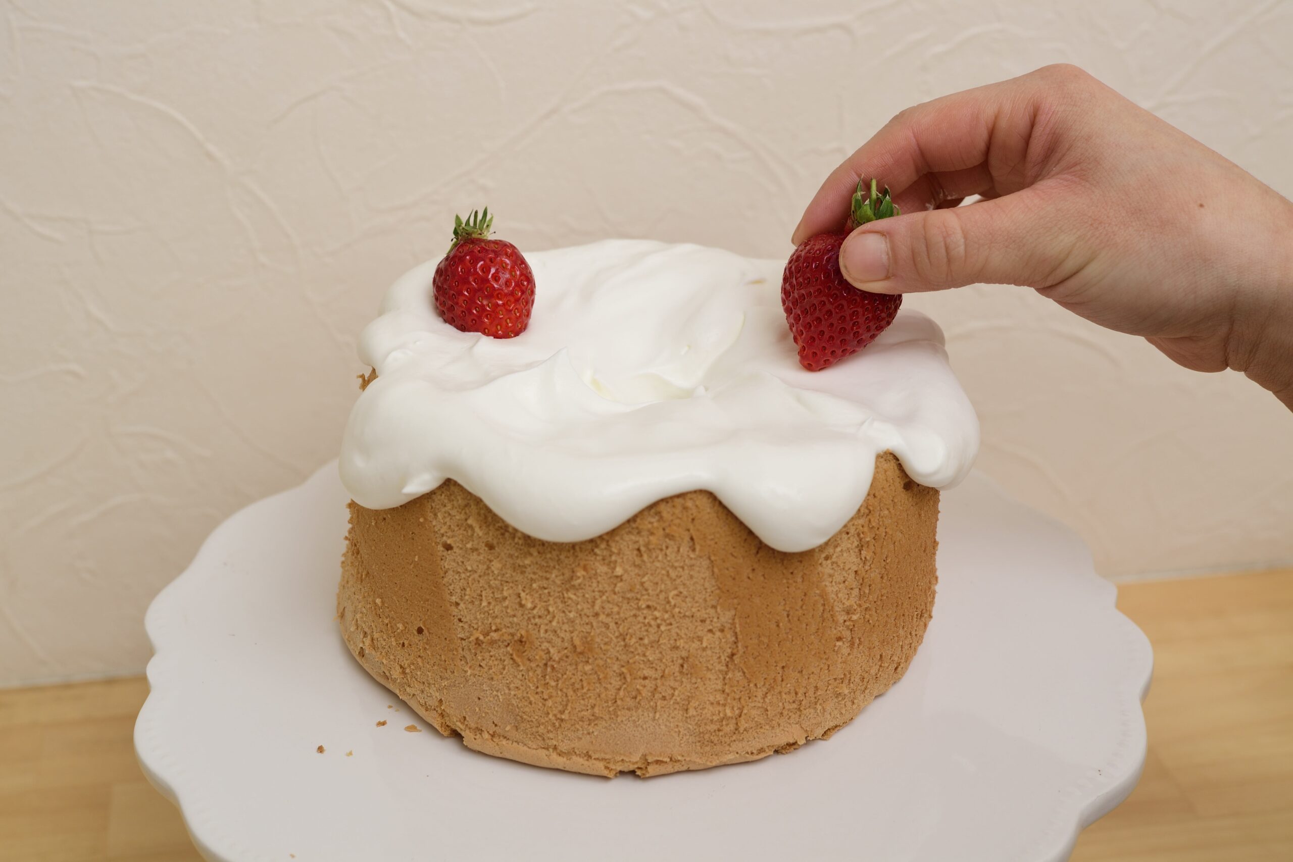 イチゴシフォンケーキ