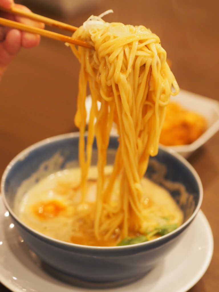 鳴門市駅前ラーメン屋台 きんぺいちゃんラーメン 潮豚骨