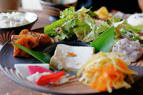 甘食・茶屋 結 デミアン