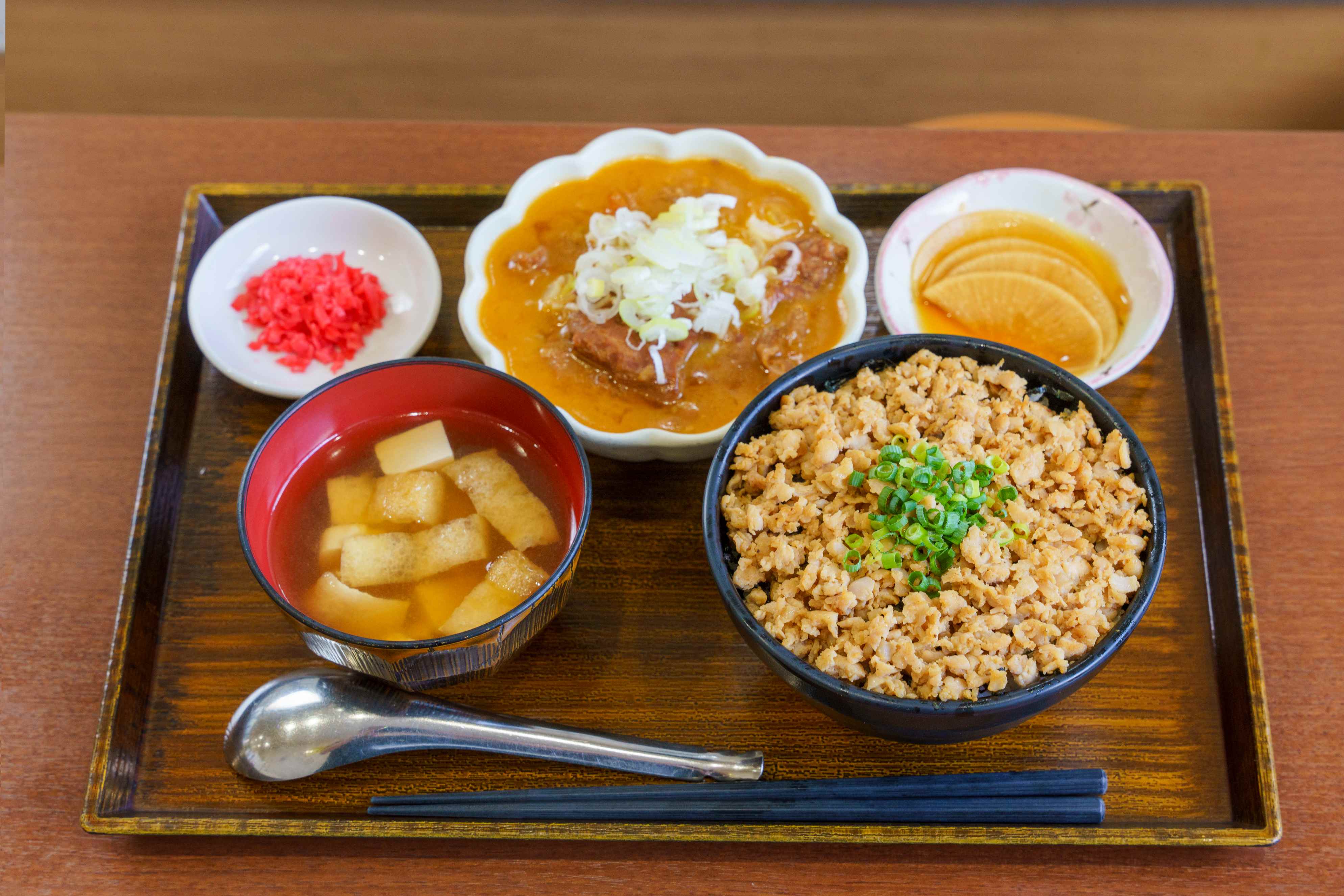 埼玉県所沢市 『とろもつ 大正屋』 つけ玉 初訪問 もつの旨味が凝縮してるつけ 汁にみずみずしい麺！定食を食べた後なのにおいしくてあっという間にチュルンっと！定食のもつ煮も旨かったな〜！ラーメンらーめん拉麺ramennoodles라면ラーメンインスタ