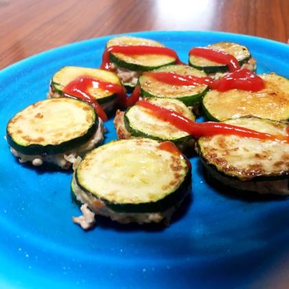 離乳食・幼児食 手づかみ食べOK！ズッキーニのピカタレシピ・作り方ままとごはん