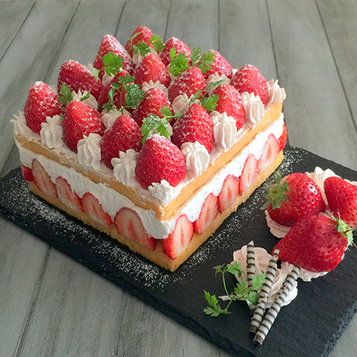 バレンタインに作ろう♡ 見た目も可愛い いちごスイーツ レシピ3選bis ビス